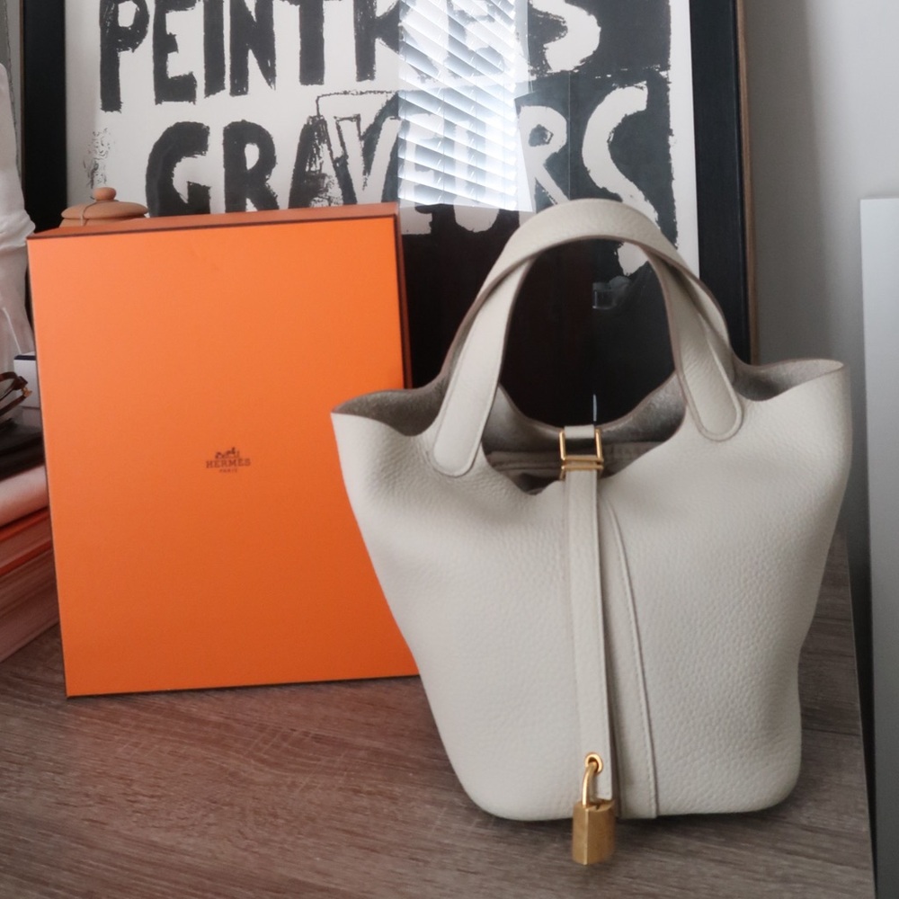 Hermes Picotin 18 in Beton and Gold Hardware